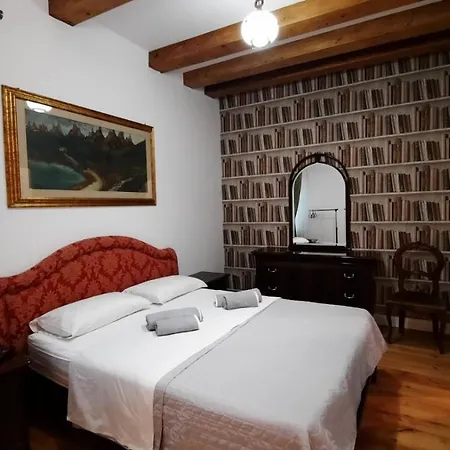 Apartamentul Central * Брашов
